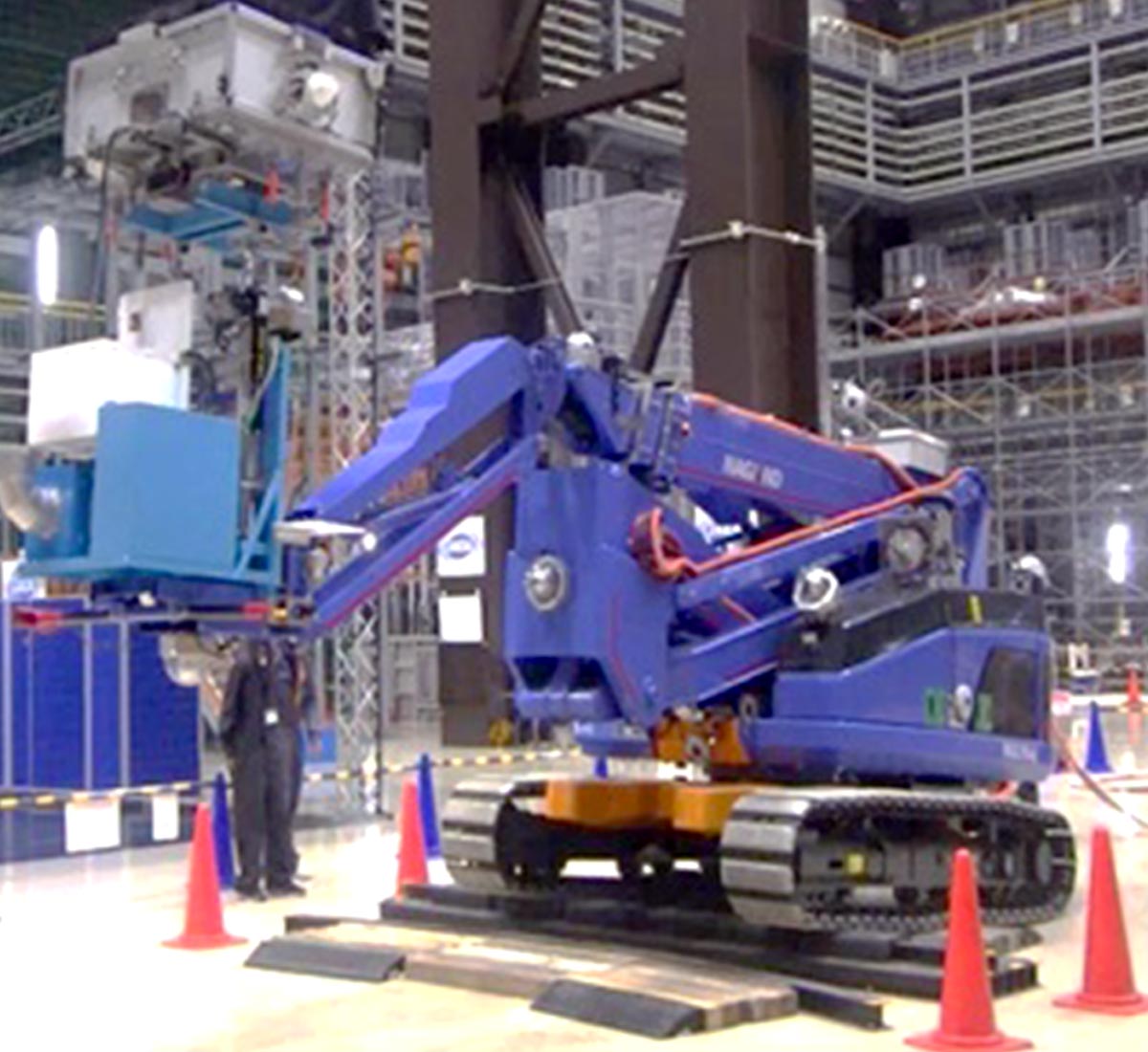 遠隔操作式の重機