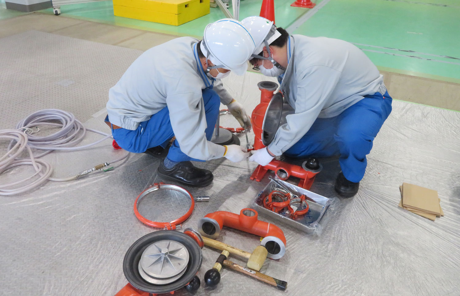 Temporary pump assembly and disassembly