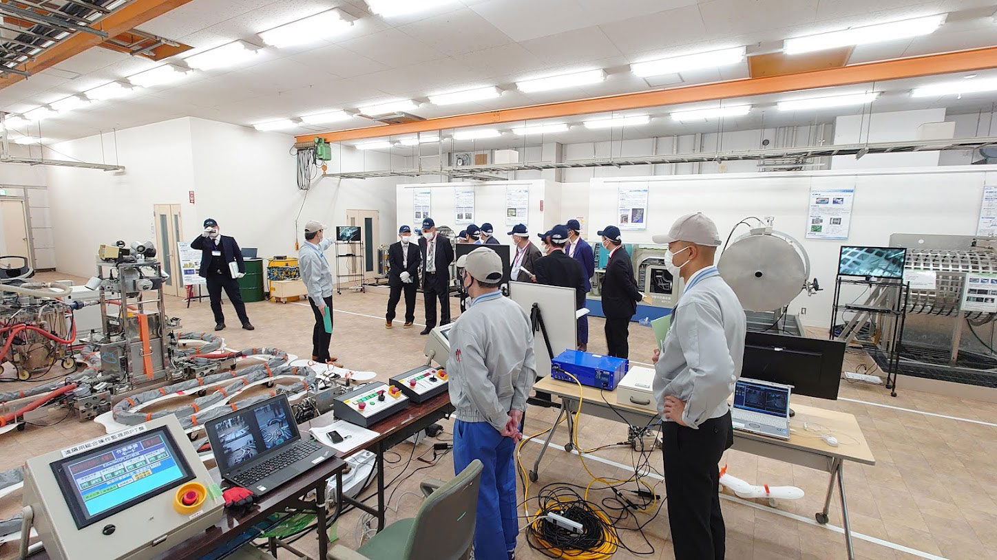 作業用双腕ロボットのデモ